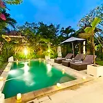 Villa Nakula