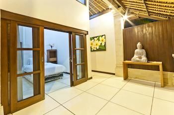Nakula Hotel 3*